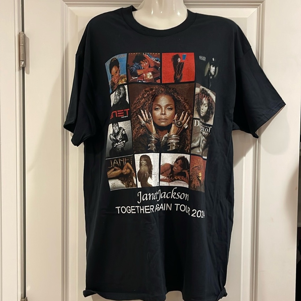Janet Jackson “Together Again 2024” summer concert graphic t-shirt  - size Large